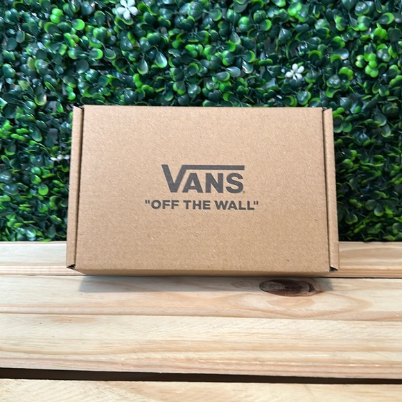 Vans Family Mini Light Box - Picture 7 of 7